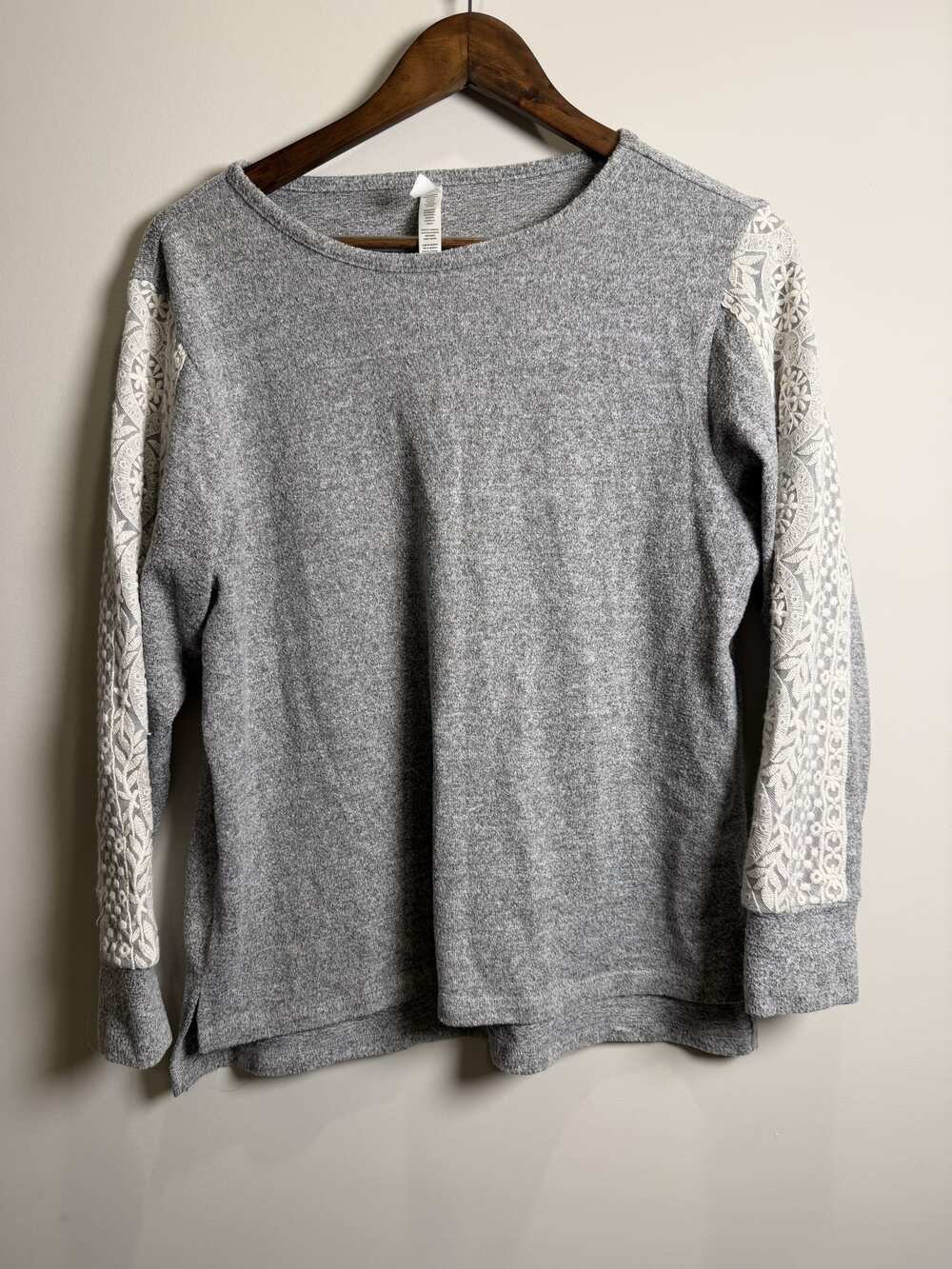Flora Nikrooz Gray Long-Sleeve Top with White Lace Sleeve Panels, Size M